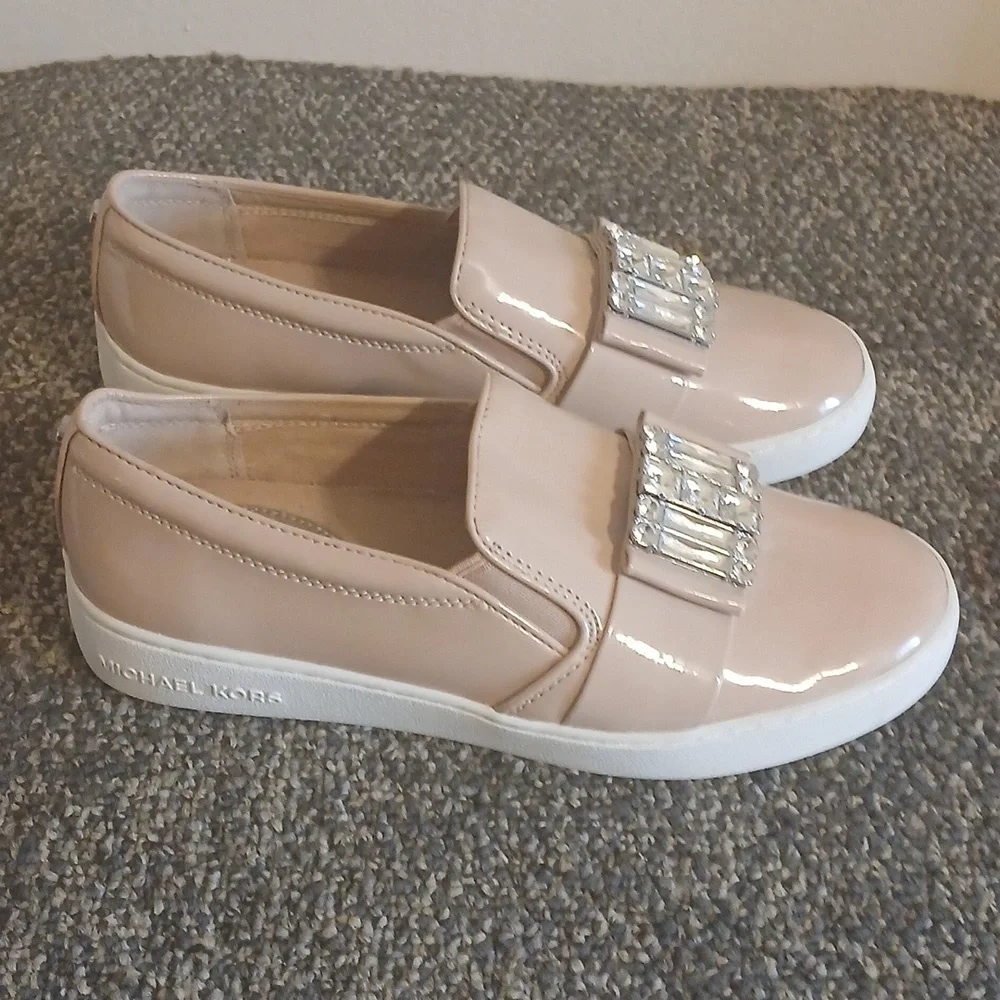 Michael Kors  Blush Tan Faux Patent Women's Sneakers Size 6.5